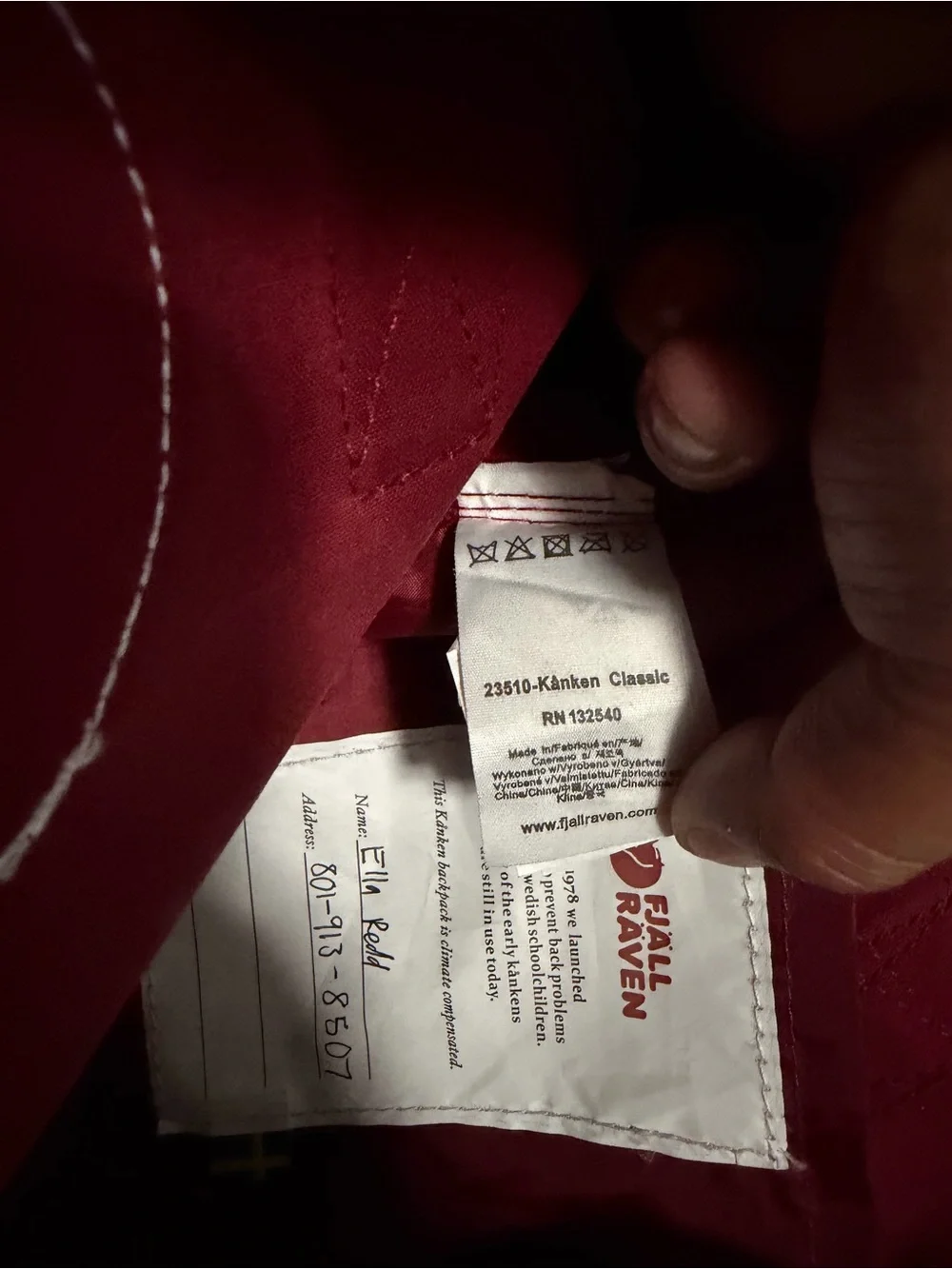 Fjallraven Kånken Backpack in Burgundy Red